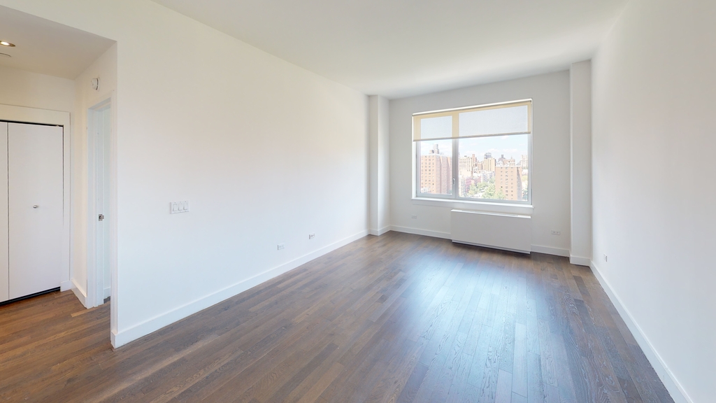 801 Columbus Avenue - Photo 10