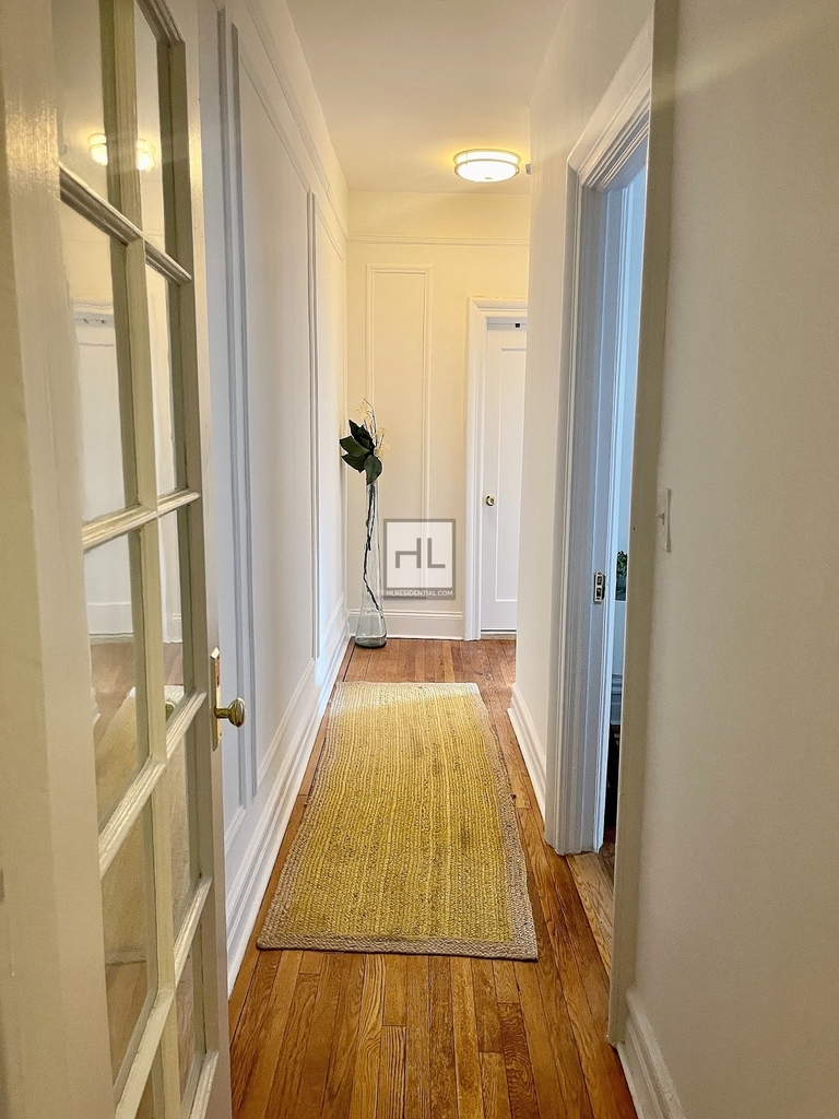 206 West 104th Street - Photo 16