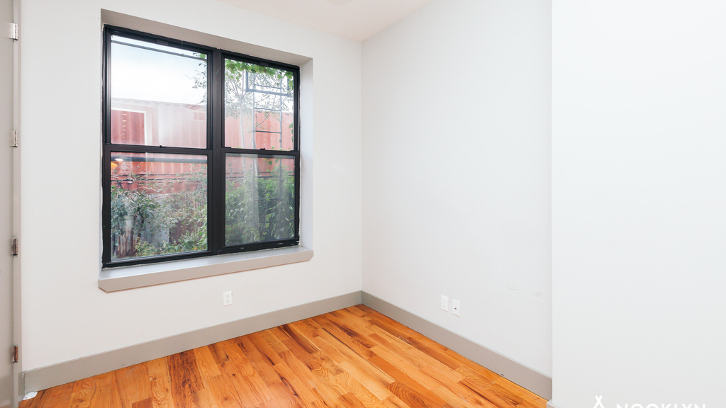 179 Woodward Avenue - Photo 4