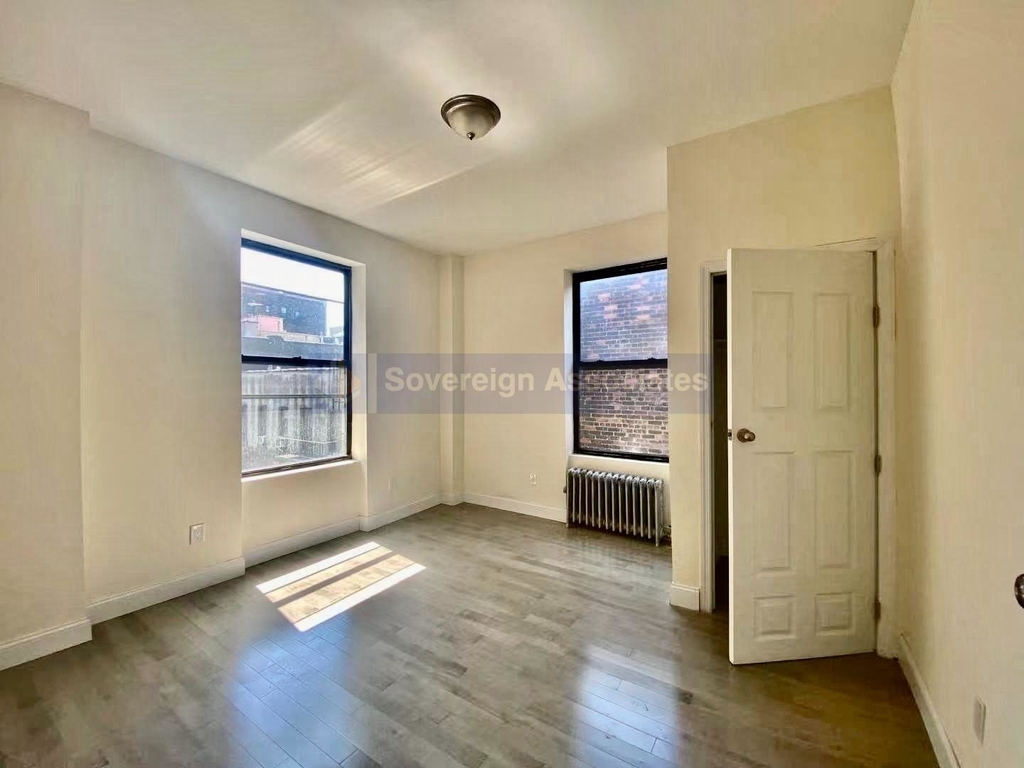 676 Riverside Drive - Photo 1