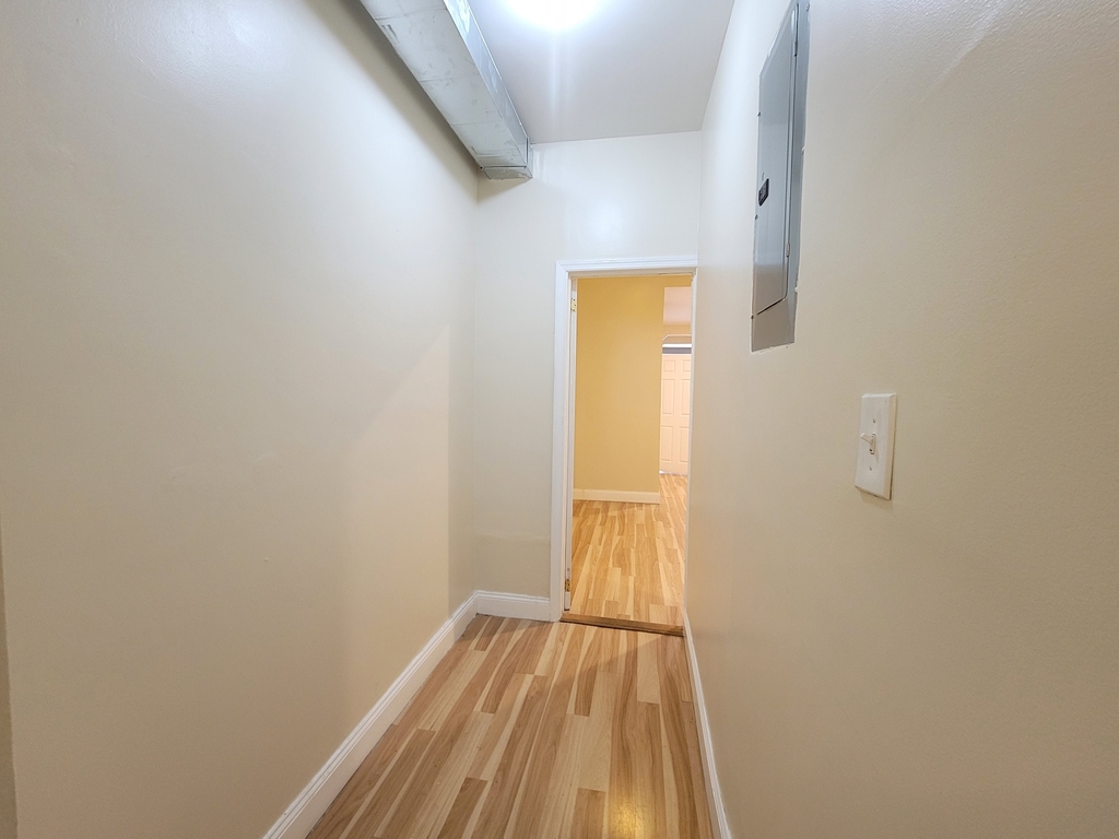 656 Mac Donough Street - Photo 6