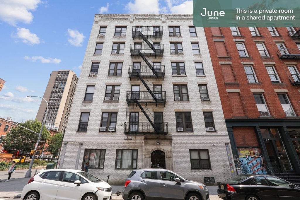 152 Thompson Street - Photo 11