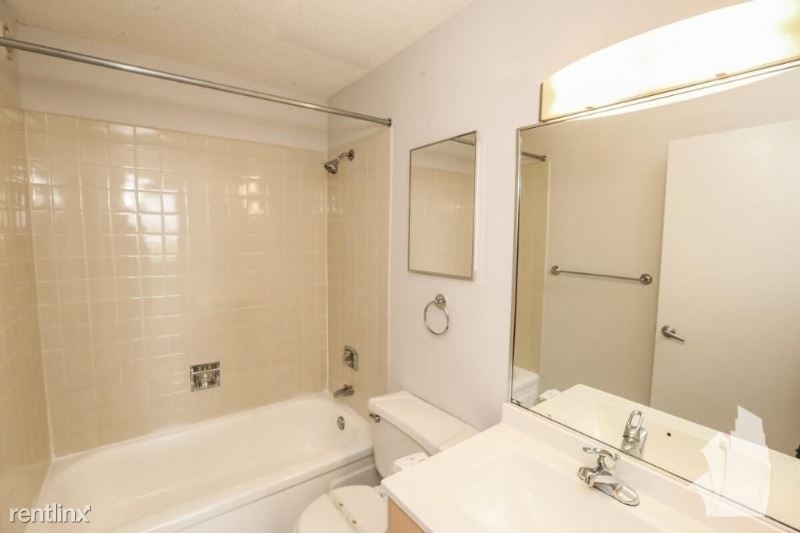 1212 S Michigan Ave # 2401 - Photo 11