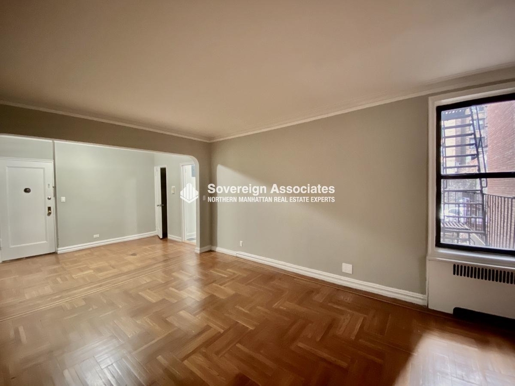 600 West 218th Street - Photo 6