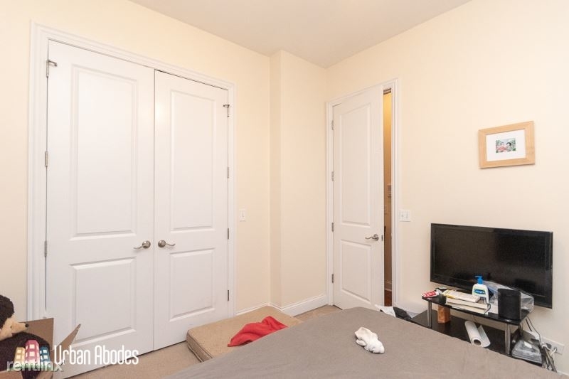 2906 W Palmer St 2 - Photo 12