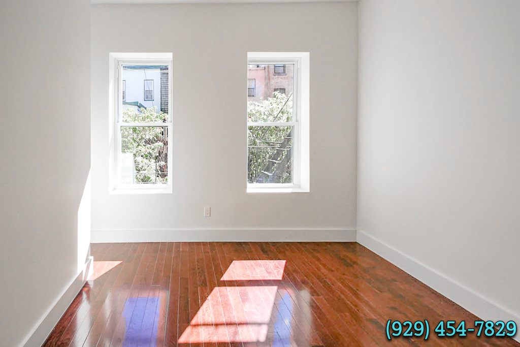 1050 Lafayette Avenue - Photo 6