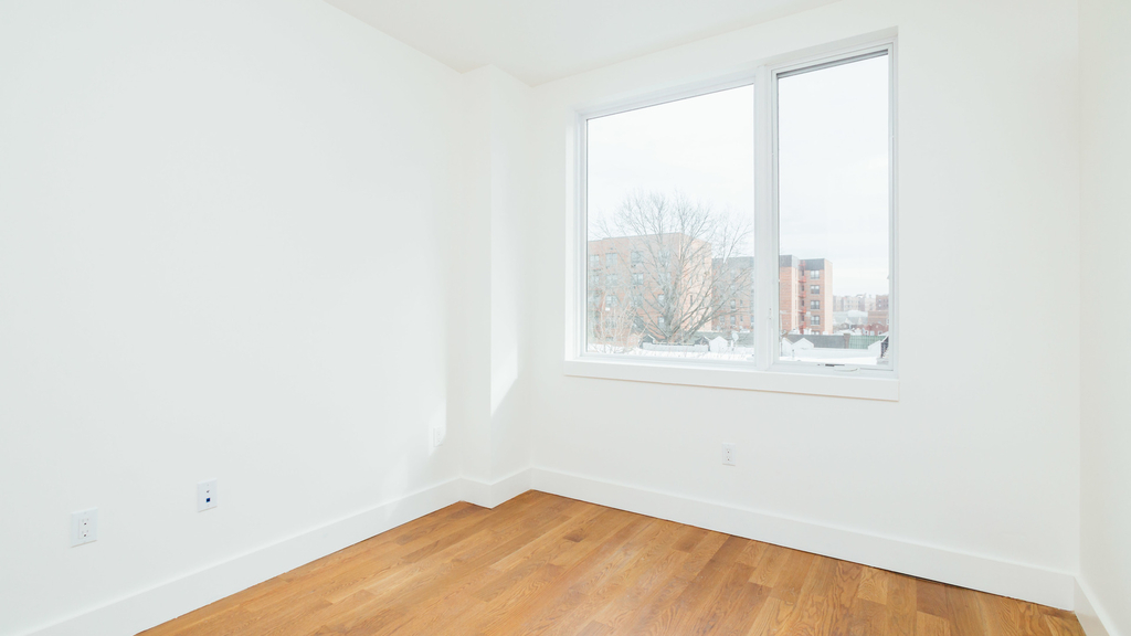 242 Newkirk Ave - Unit: 1D - Photo 6