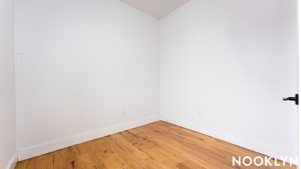 950 Nostrand Ave - Unit: 2F - Photo 9