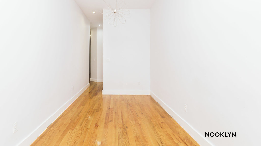 1357 Hancock Street - Photo 4