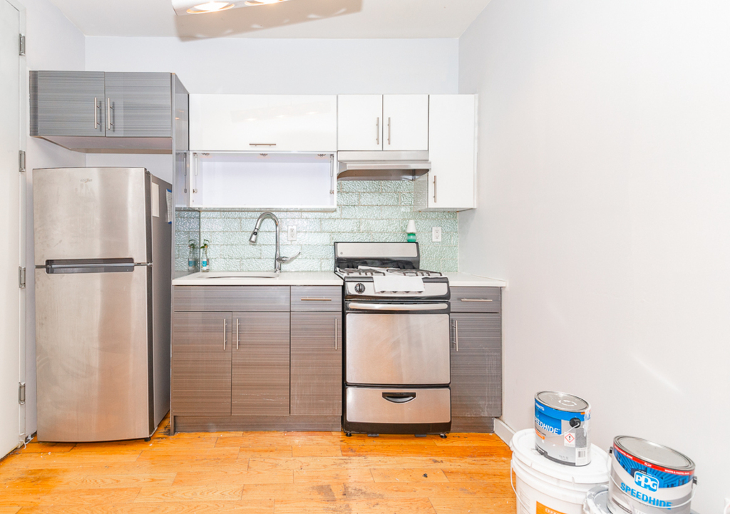 283 Nostrand Avenue - Photo 3