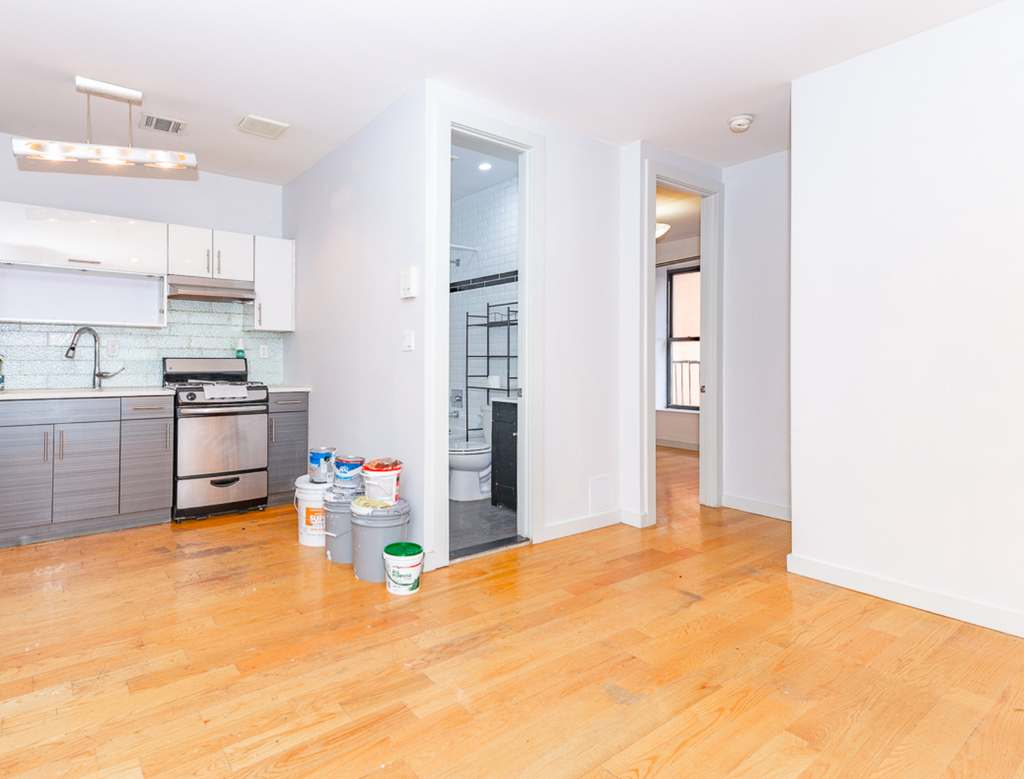 283 Nostrand Avenue - Photo 2