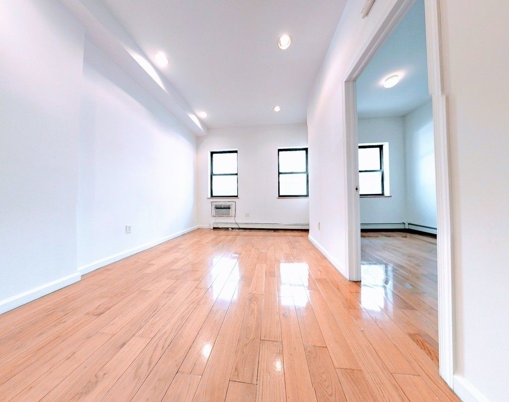 249 East 53rd Street - Photo 0