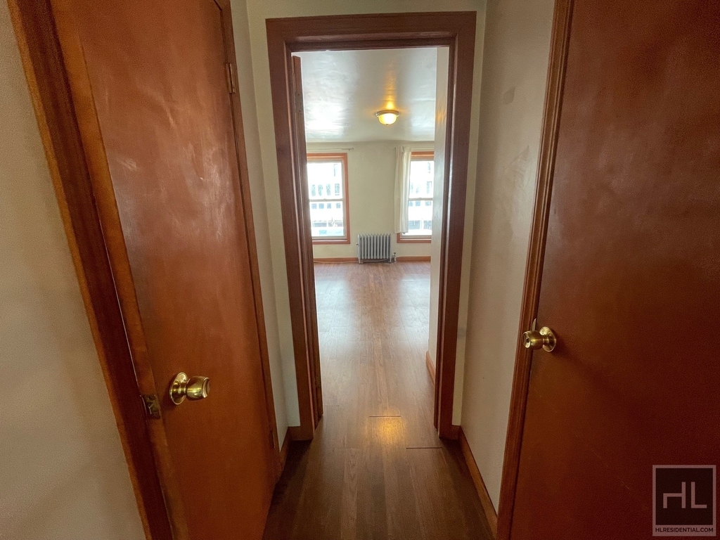 91 4 Avenue - Photo 9