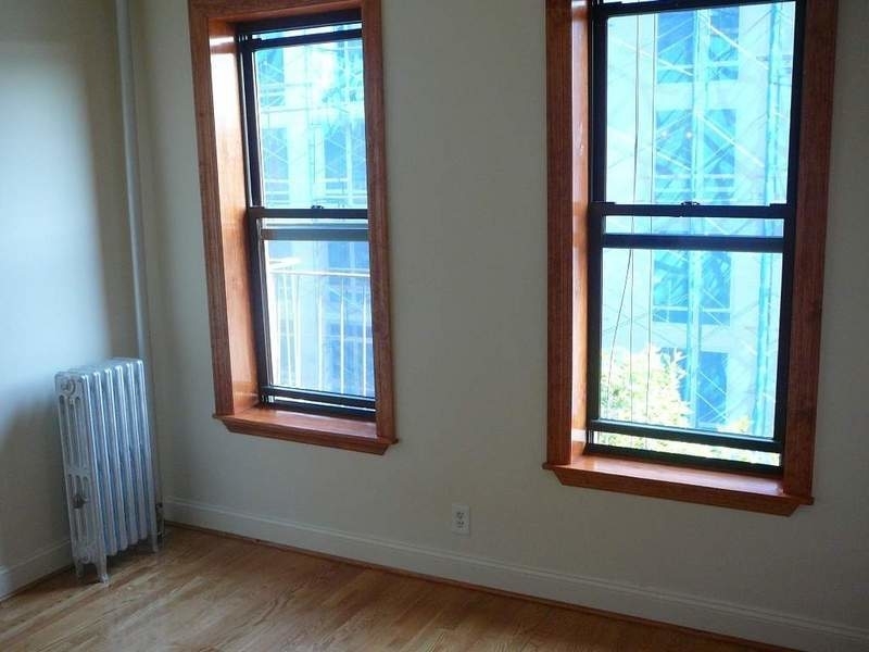 314 East 11th Street - Photo 0