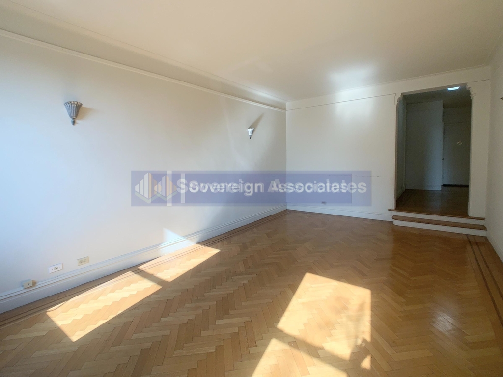 240 Cabrini Boulevard - Photo 3