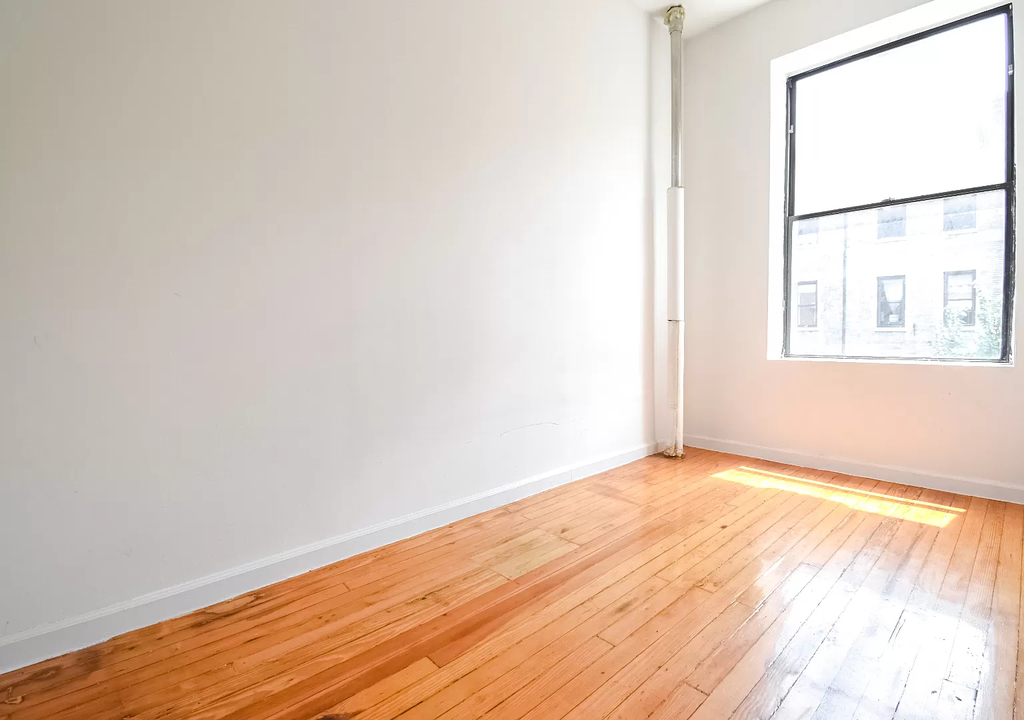 529 West 151st Street - Photo 3