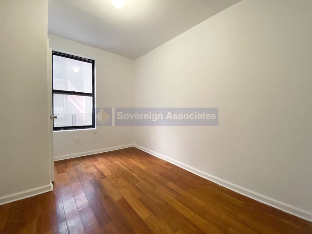 3620 Broadway - Photo 2