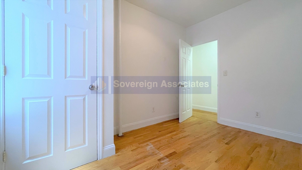 3620 Broadway - Photo 11