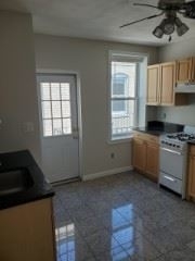 220 Hanover St Apt 26 - Photo 9