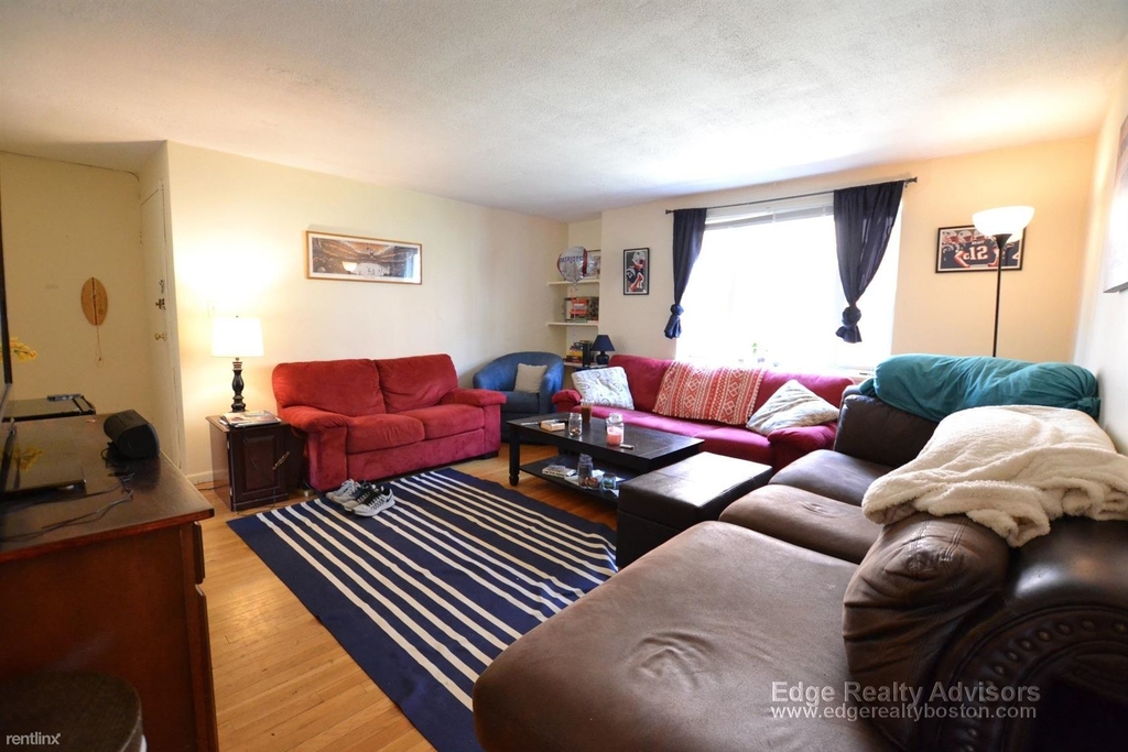 43 Colborne Rd Apt 1 - Photo 2