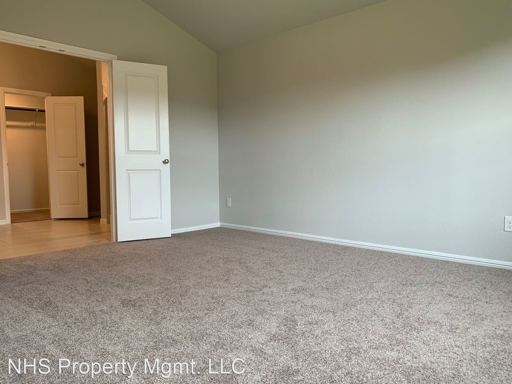 8729 Antelope Flat Lane - Photo 11