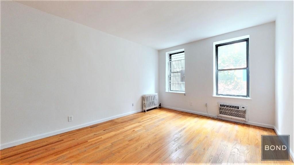 335 East 92 Street - Photo 1