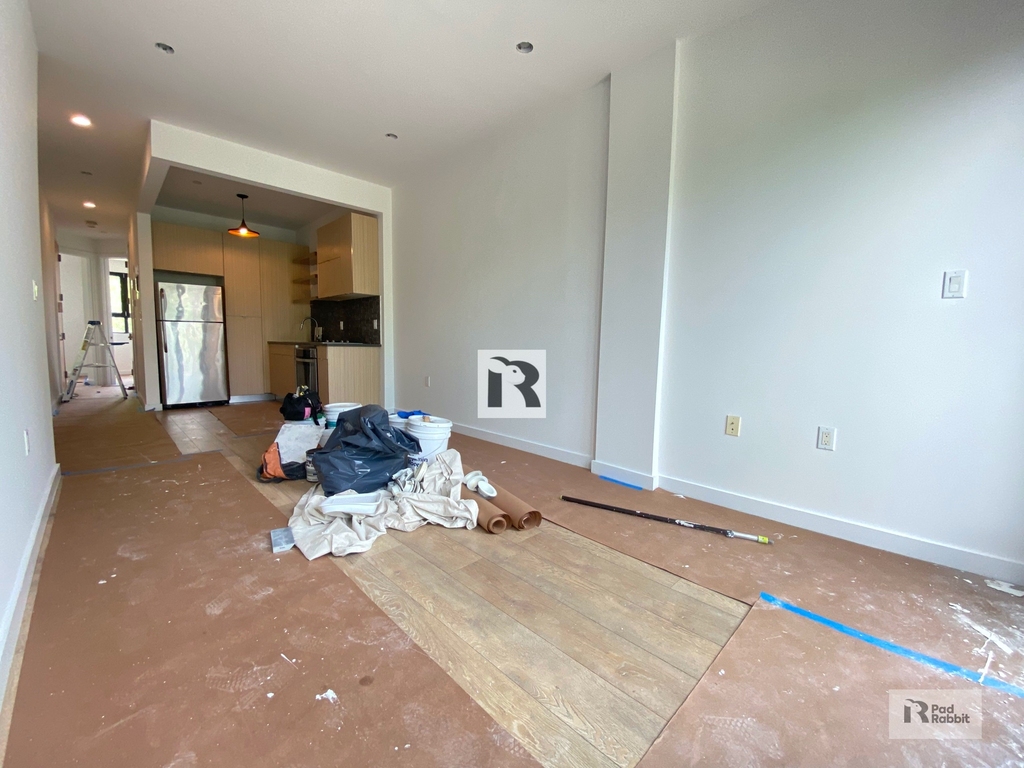 453 Maple Street - Photo 2