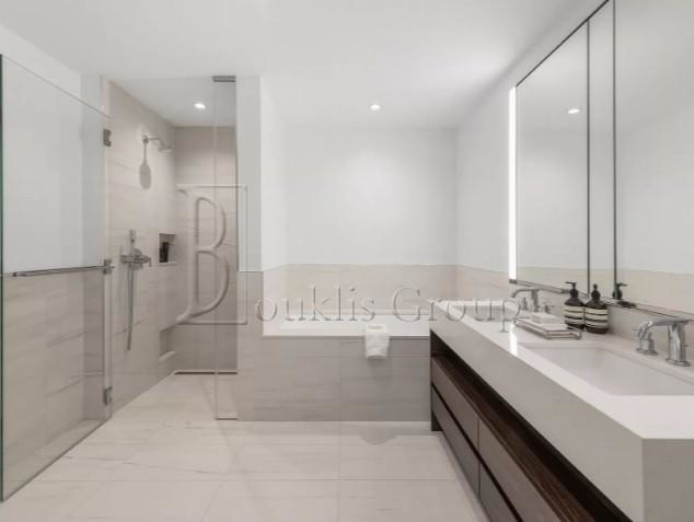 675 West 59th Street - Photo 5