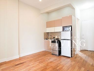 35 Rogers Avenue - Photo 1