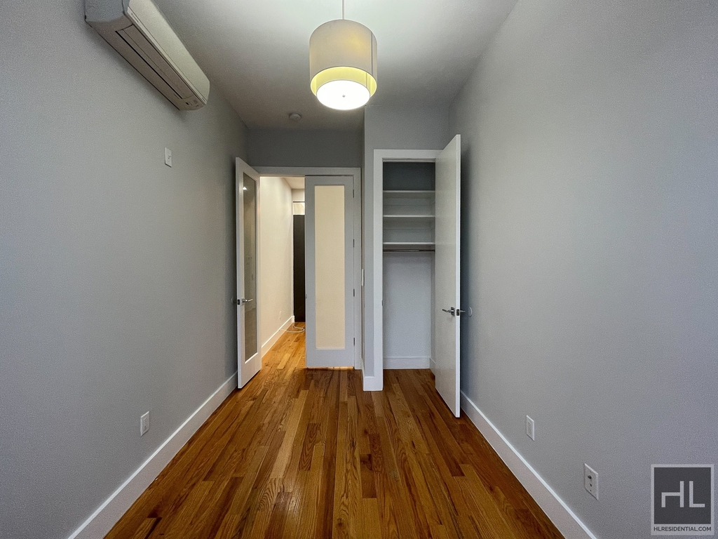 17 Locust Street - Photo 4