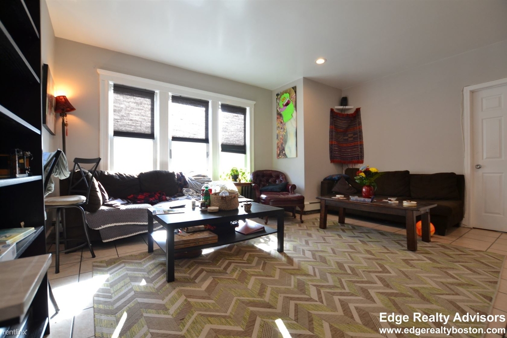 66 Quint Ave # 2 - Photo 0