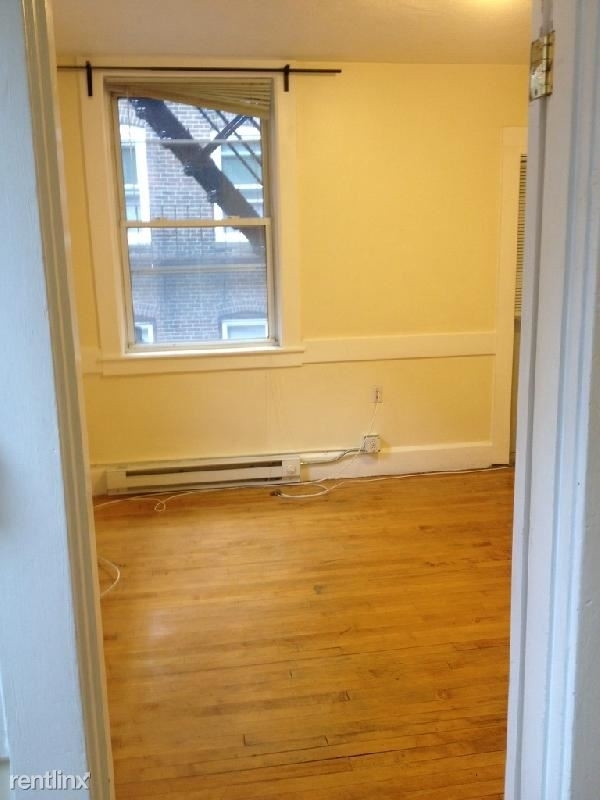 161 Endicott St - Photo 4