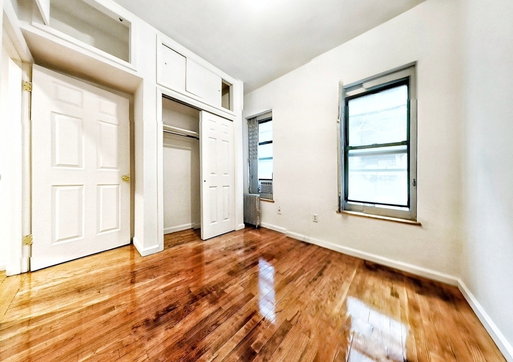 214 East 10th Street - Photo 0