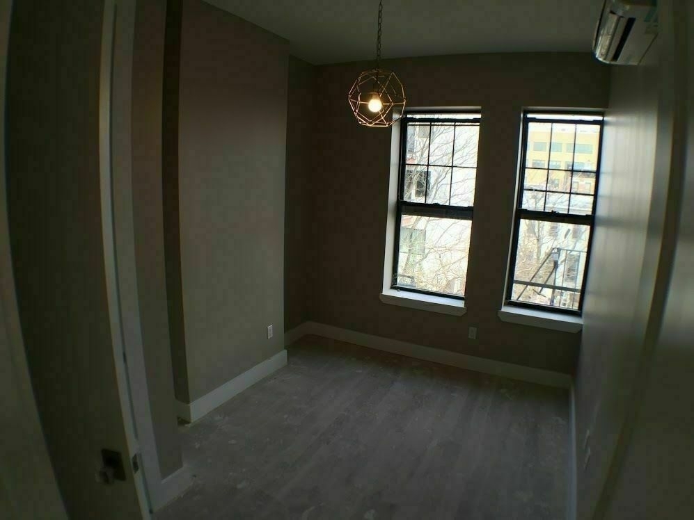 304 Linden Street - Photo 2