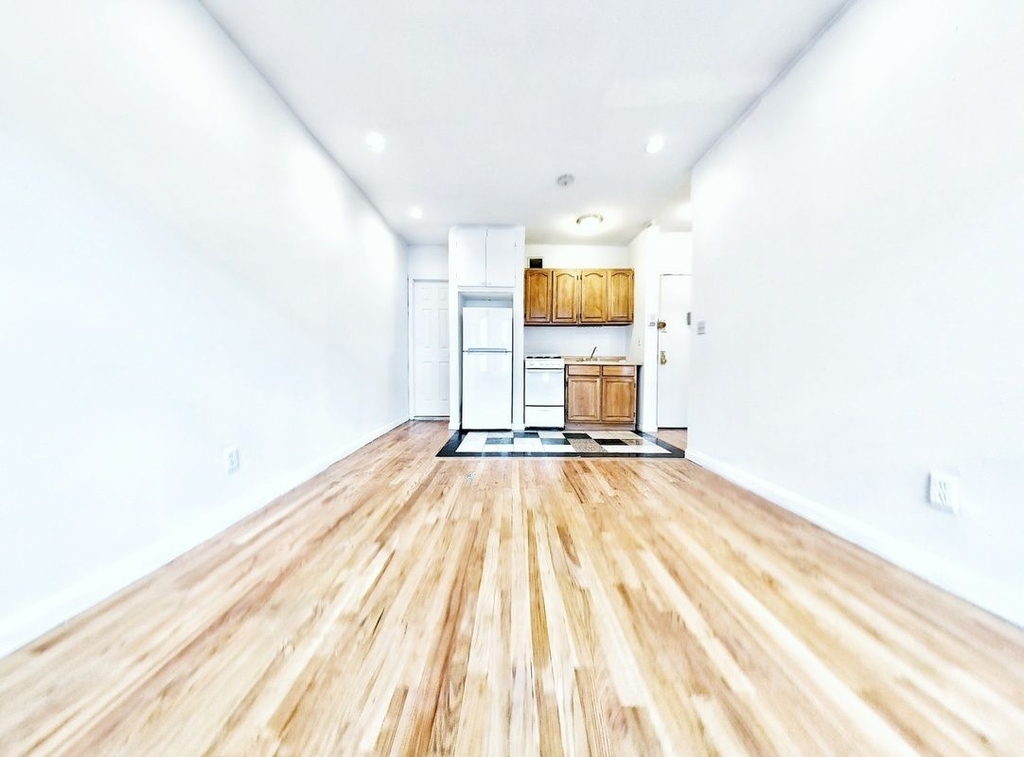 94 3rd Avenue - Photo 1