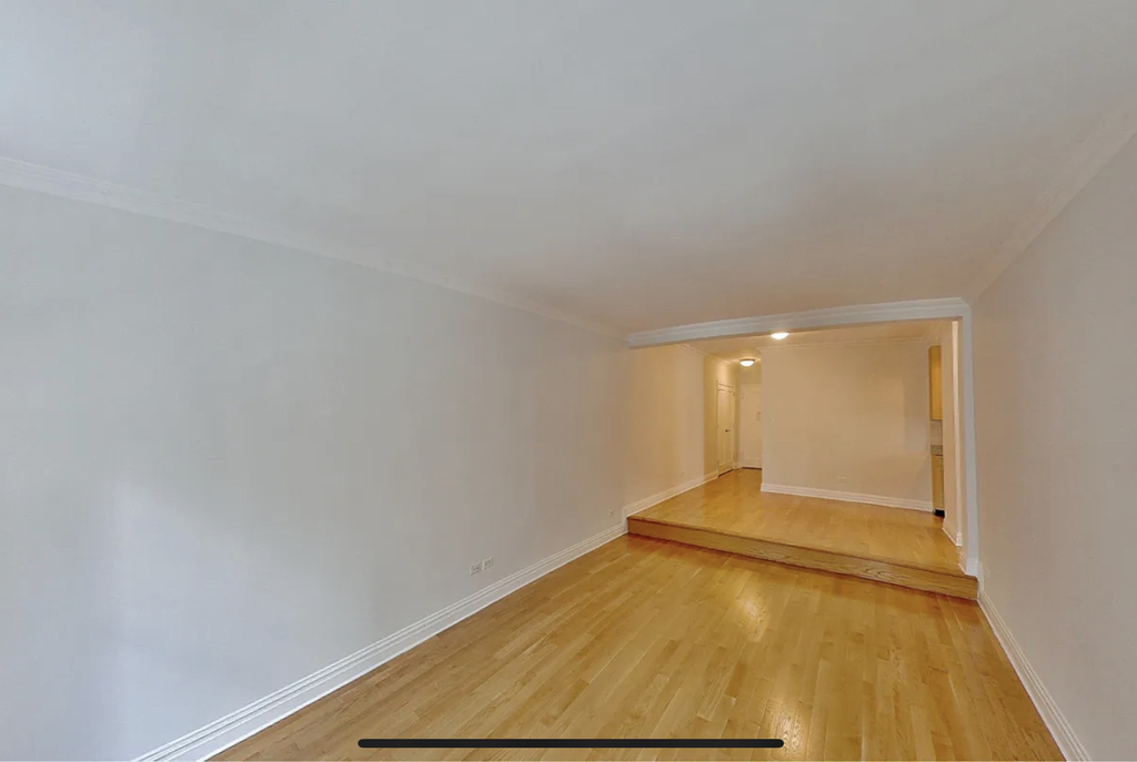 8 Gramercy Park South - Photo 1