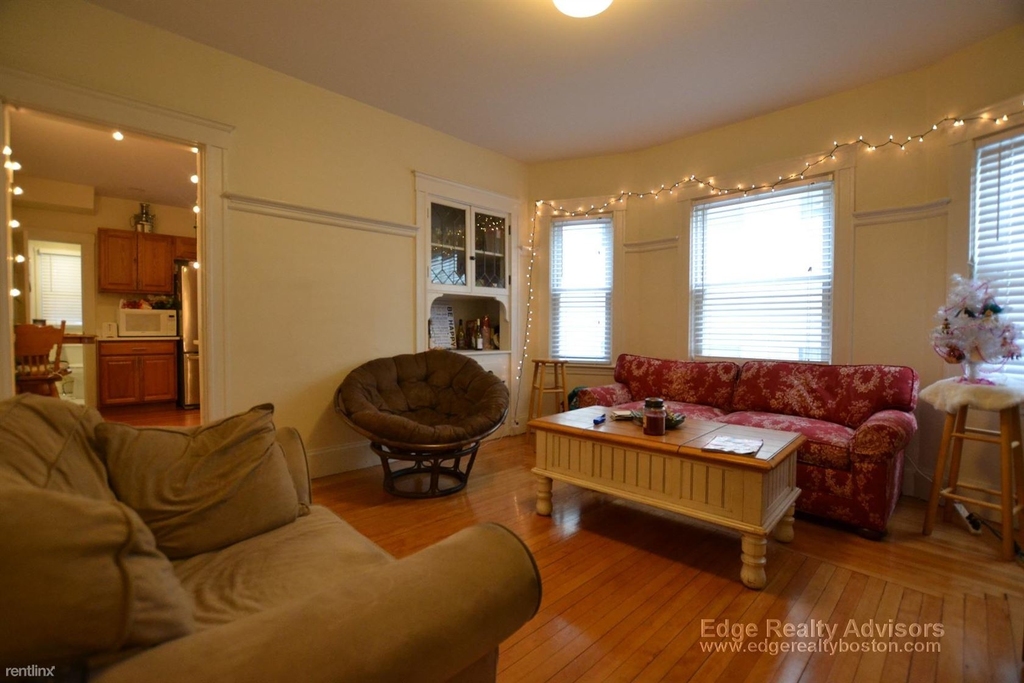 31 Champney St # 1 - Photo 3