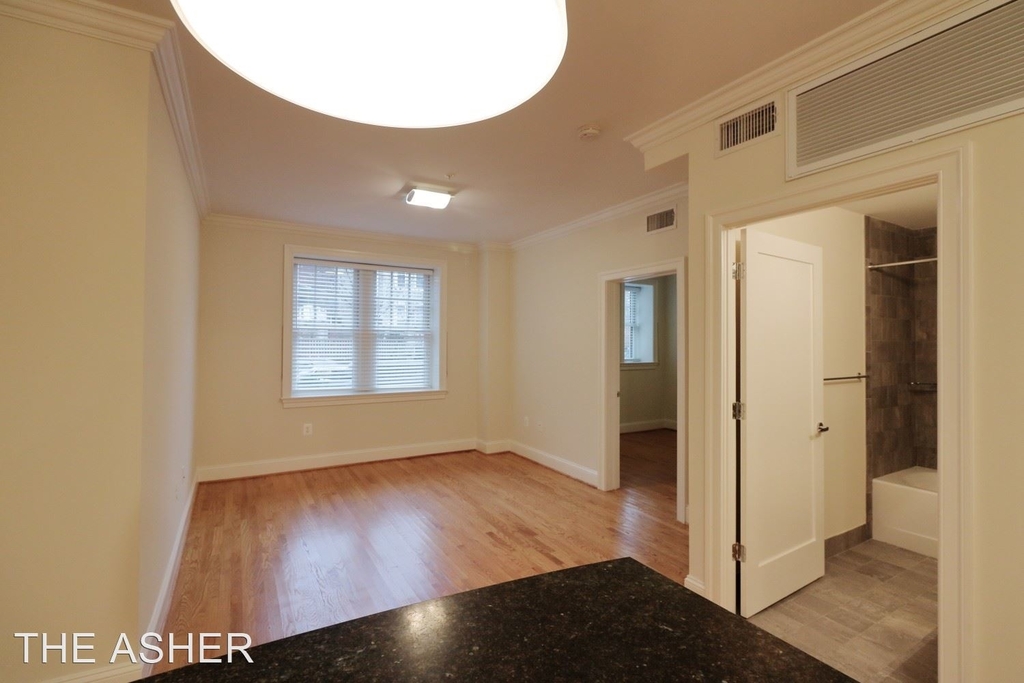 2110 19th Street, Nw - Photo 2