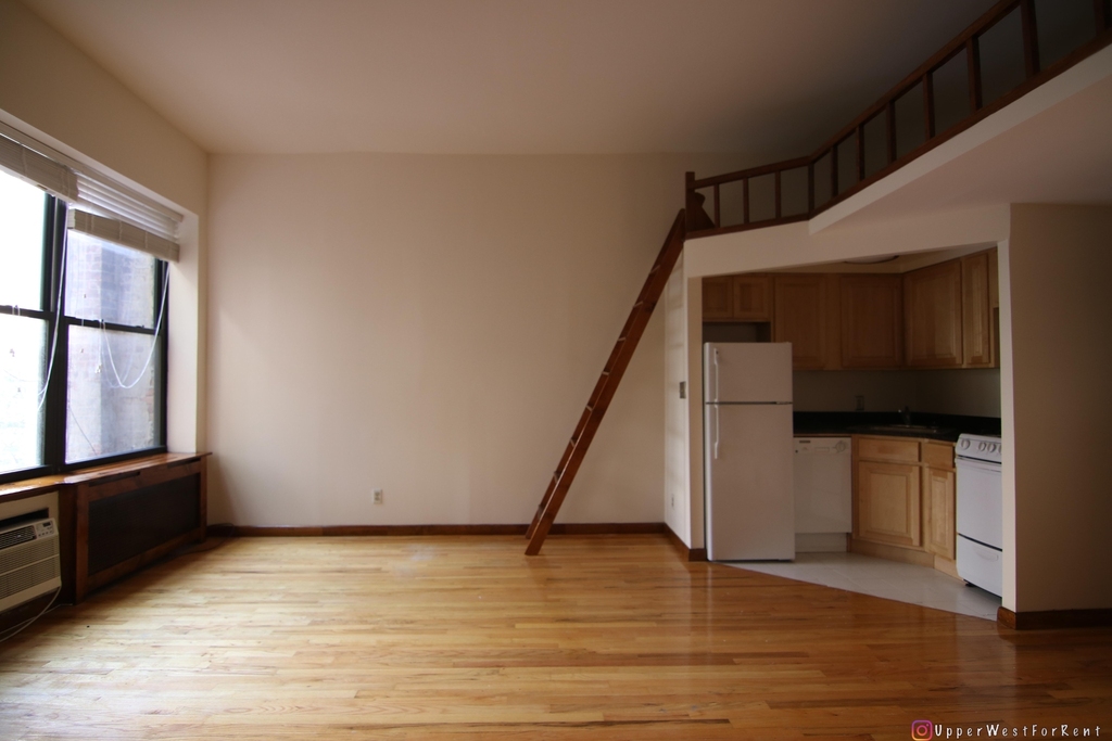 273 West 73rd Street - Photo 8