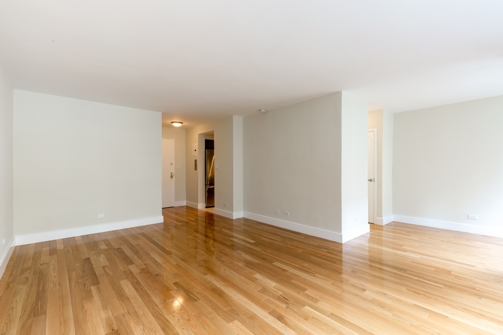 141 East 33 - Photo 1