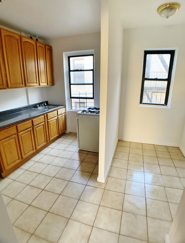 21-68 35th Street - Photo 2