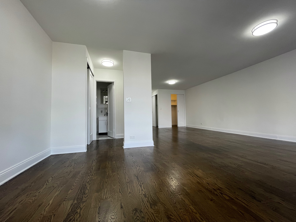 240 East 82nd Street - Photo 6