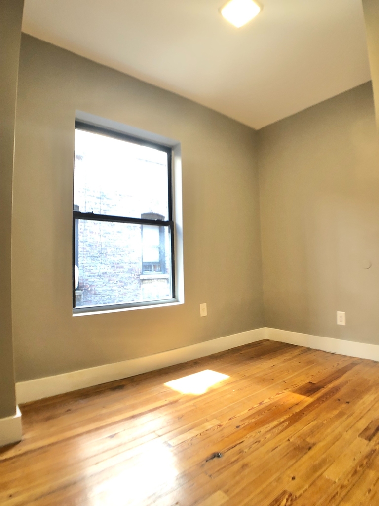 205 West 147th Street - Photo 4