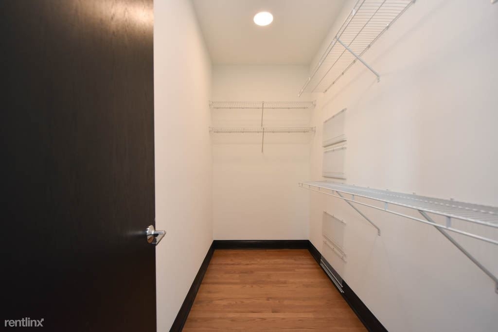 3923 N. Ashland, Unit D - Photo 14