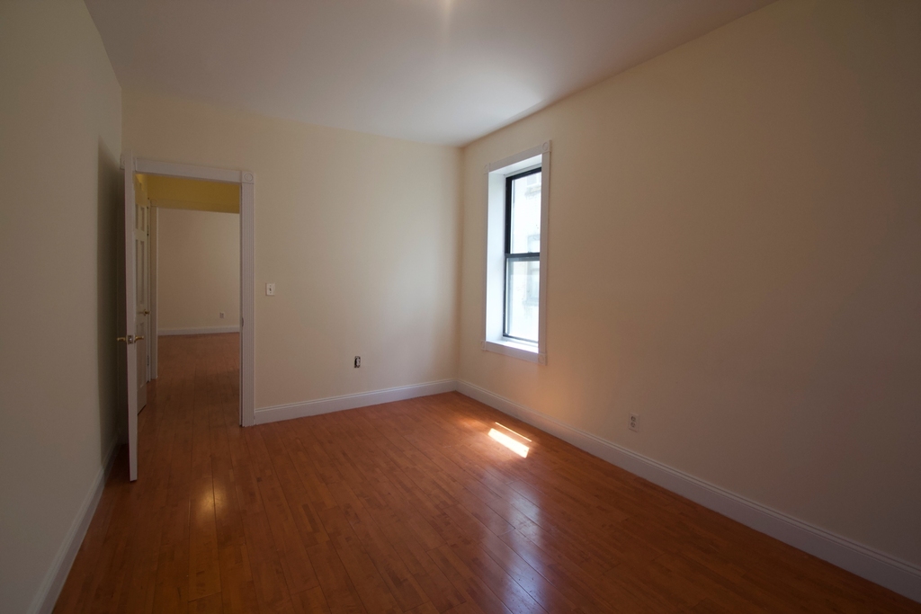 609 West 196th Street - Photo 6