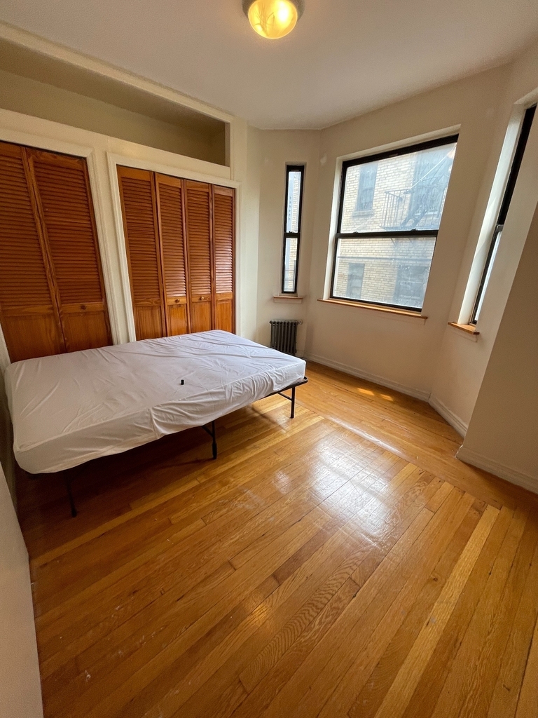 715 West 172nd Street - Photo 6