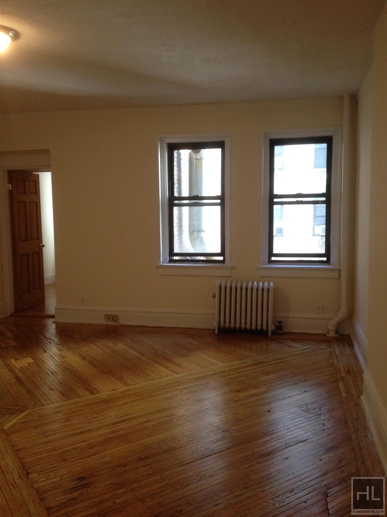 West 72 Street - Photo 1