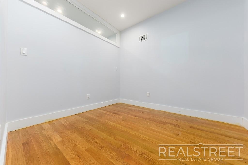 1137 Saint Marks Avenue - Photo 15