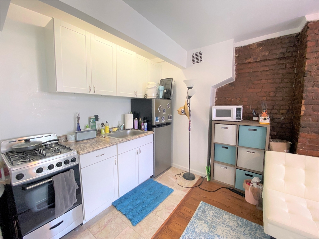 237 East 2nd Street - Photo 2