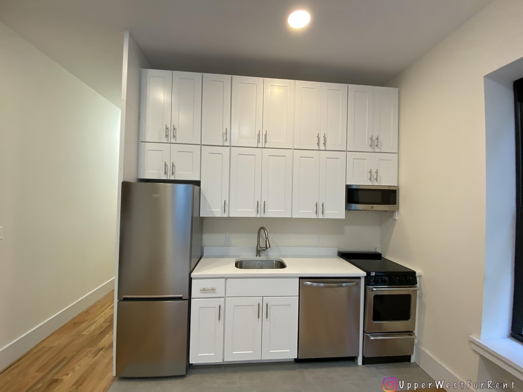 294 West 92nd Street - Photo 4